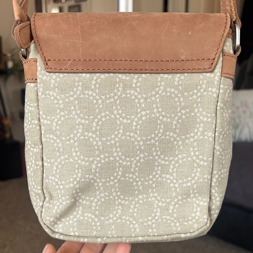 L.L.Bean Tan and Cream Crossbody Bag